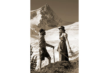Leinenbild "Paar schwarze Wand Osttirol" Sepia